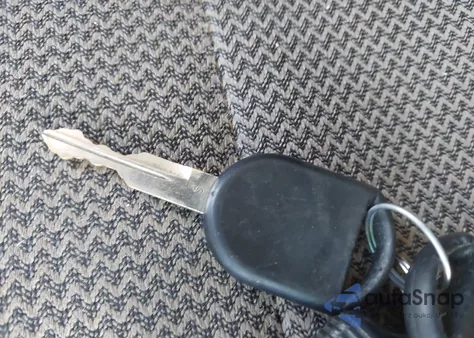 2003 Ford Ranger Edge/Tremor/Xl/Xlt from USA, damaged, VIN 1FTYR14UX3PB53833